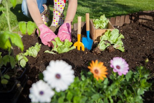 Accessible information documents and semantic headings for gardening services